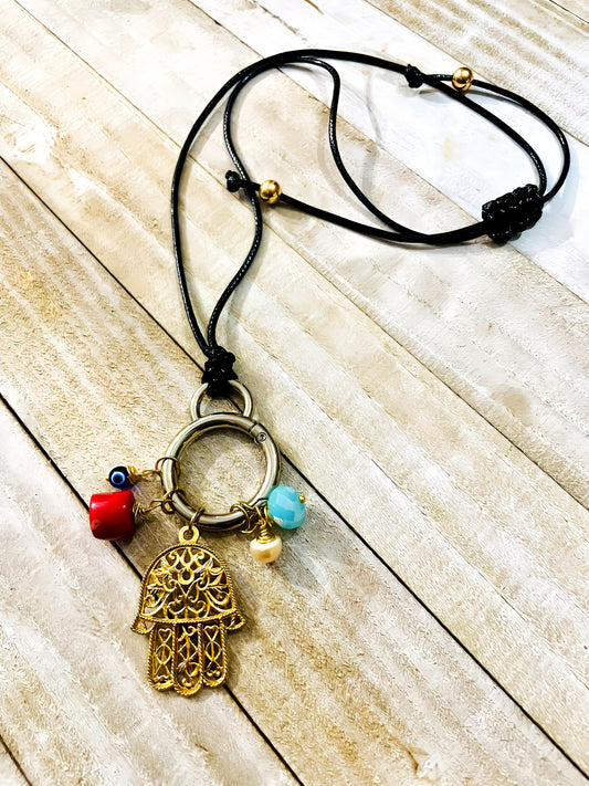 Collar Ajustable: Hamsa Hand Love