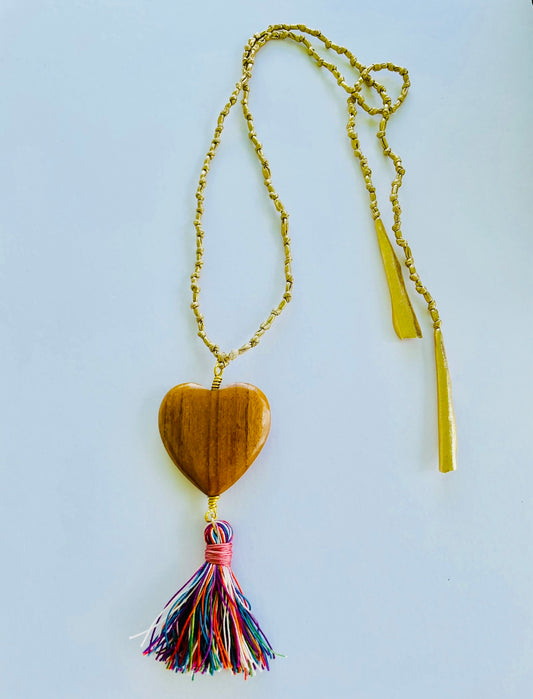 Collar: Rainbow Heart/Madera