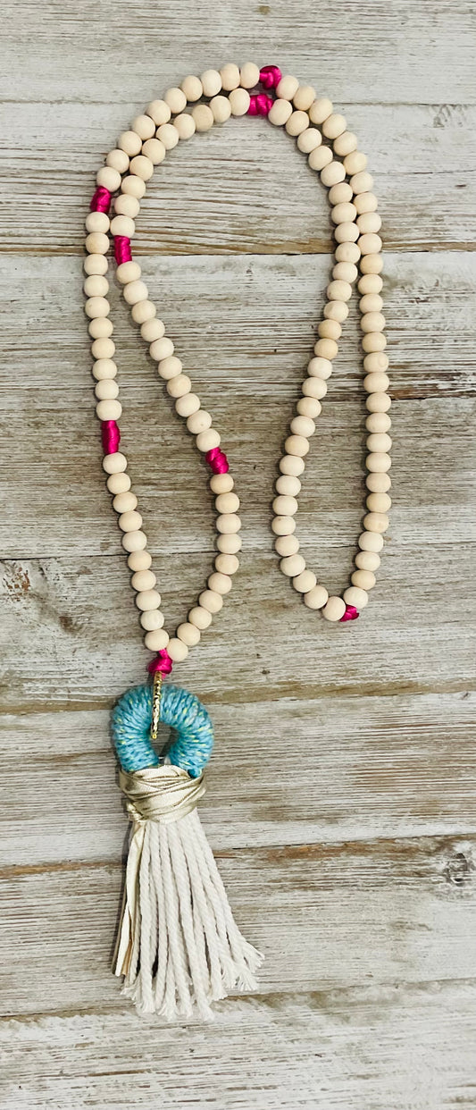 Collar Beach Sunday Pink